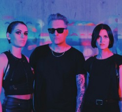 Actors: «Η σκοτεινή μουσική ευδοκιμεί στην παρούσα κοινωνική συνθήκη» 