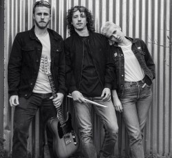 Frenzee: «Οι προσωπικές εξιστορήσεις έχουν ρίζες στα κοινωνικά πλαίσια» 