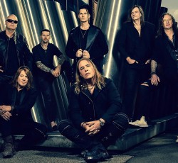 Helloween: «Στη σκηνή δεν αρκεί να δίνεις το 80%, αλλά το 150%»
