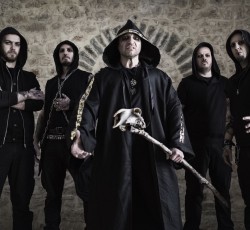 Varathron: «Κουβαλάμε τη δική μας φλόγα έξω από κάθε δημοσιοσχετίστικο πηγαδάκι»