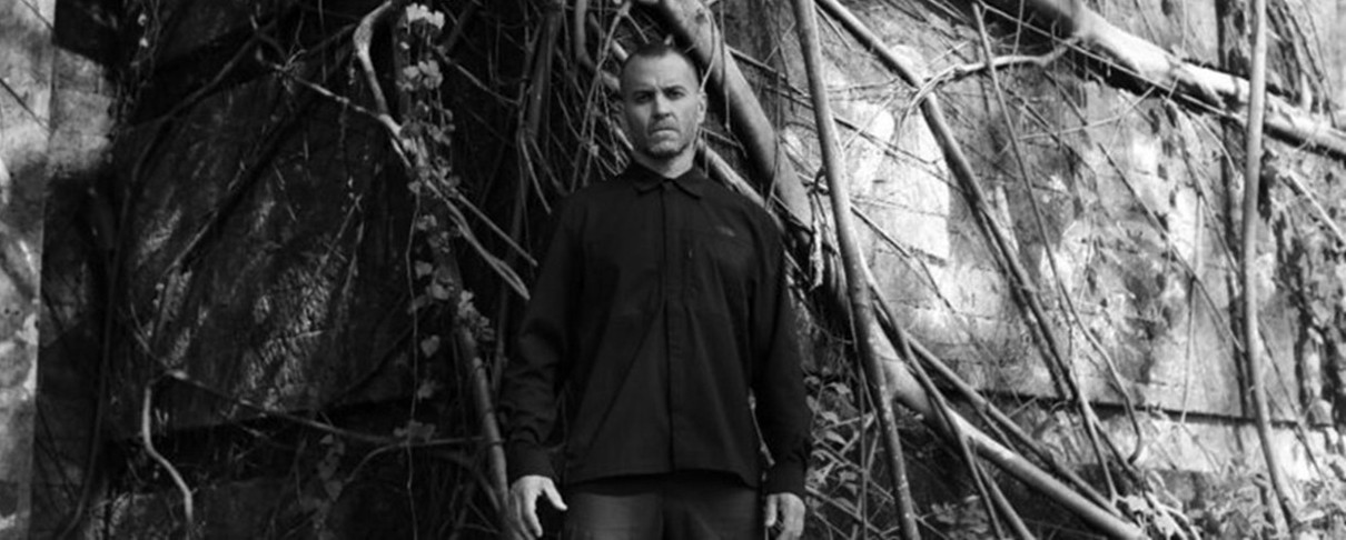Author & Punisher: «Εκφράζομαι με μουσική, μα στηρίζω έμπρακτα όσα πιστεύω»