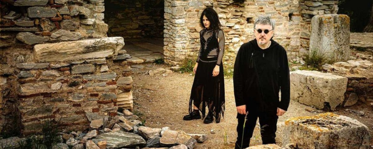 Incirrina: «Με τα synthesizers σχεδιάζεις τον ήχο - νιώθεις σαν εφευρέτης!»