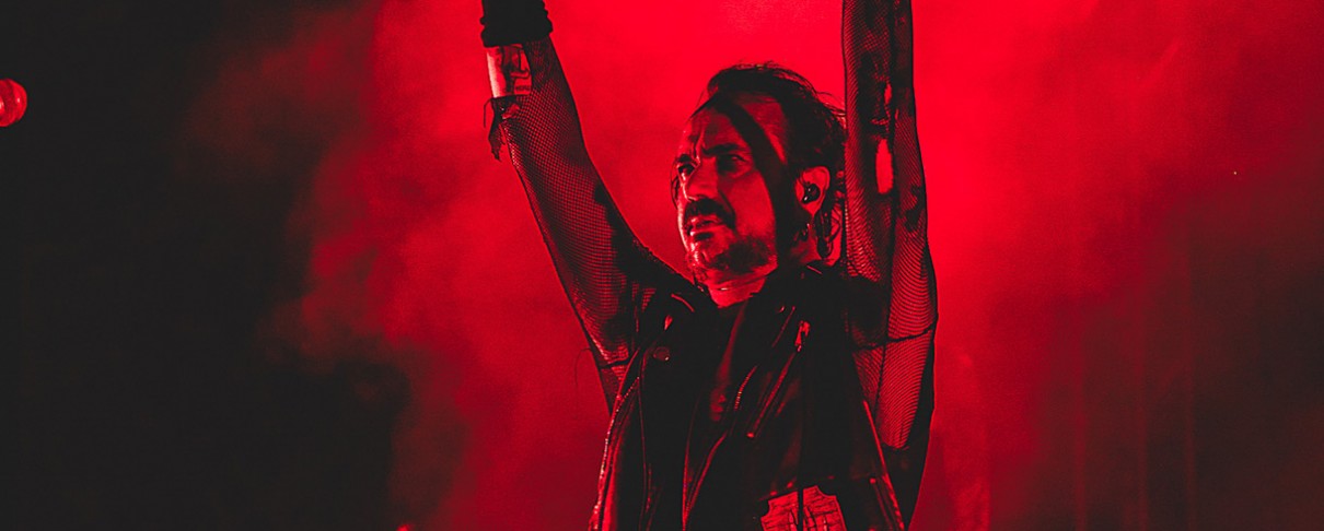 Fernando Ribeiro (Moonspell): «Ο κόσμος είναι τόσο άσχημος, που οι καρδιές μας μας είπαν να φτιάξουμε ένα πολύ gothic metal άλμπουμ»