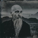 Steve Von Till: «Κοιτώντας το σκοτάδι στα μάτια, βρίσκουμε κοινότητα»