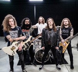 Baest: «Προσπαθούμε να γράφουμε μουσική με δυναμικό τρόπο ως ομάδα, είμαστε μια live μπάντα» 