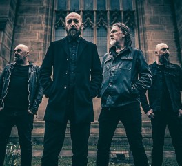 Paradise Lost: «Είμαστε οι πιο αυστηροί κριτές της μουσικής μας»