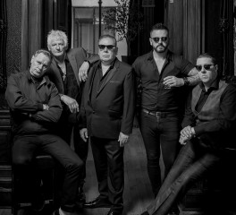 The Godfathers: «Η νοσταλγία είναι το φιλί του θανάτου για κάθε συγκρότημα»