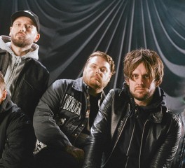 While She Sleeps: «Πάντα ψάχνω για κάτι που να ακούγεται λίγο διαφορετικό»