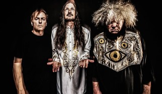 Melvins: «Θα τα κάνετε επάνω σας όταν μας δείτε με τους δύο ντράμερ»