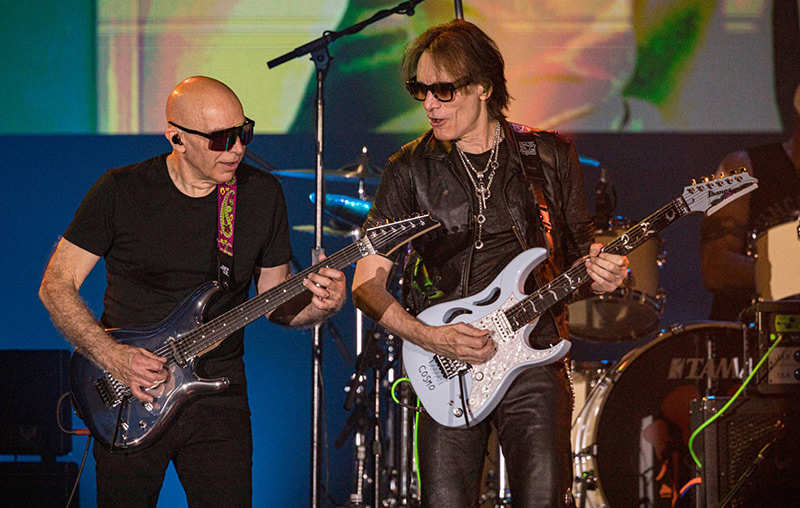 Joe Satriani