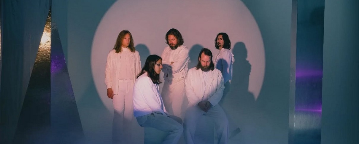 Hällas: «Η μουσική είναι αυτό που θέλει να είναι για τον καθένα»