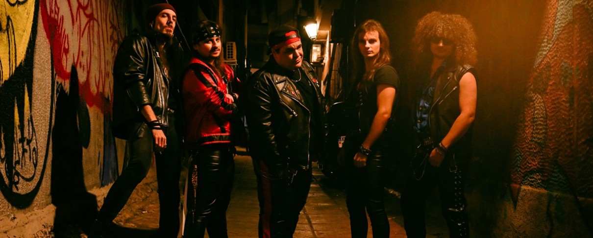 Stiletto Strut: «Μας εμπνέουν όσοι δεν τους δόθηκε ελπίδα και τα κατάφεραν»