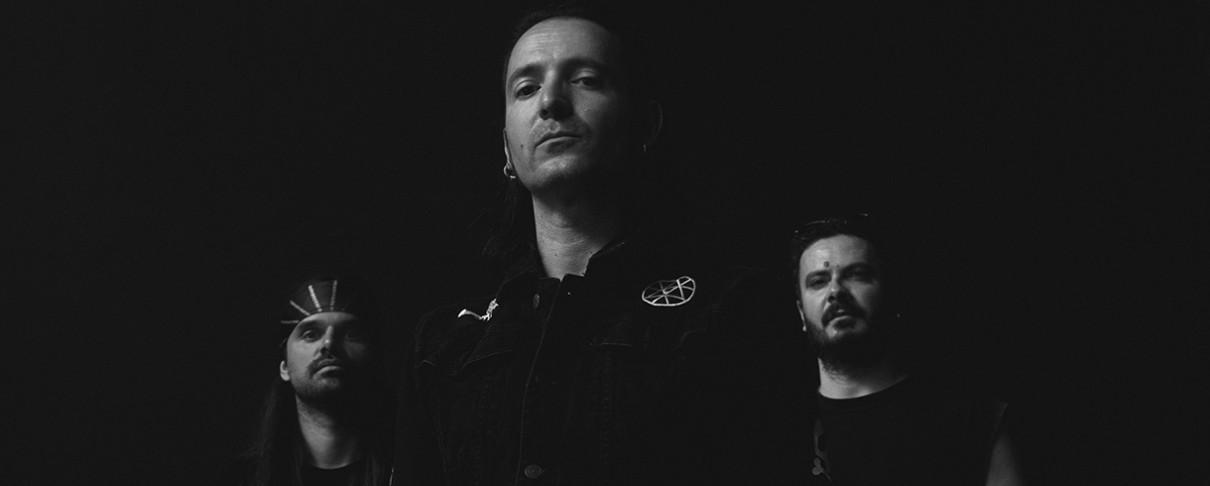 Villagers Of Ioannina City: «Όποιος το παίζει rock star σήμερα είναι μια καρικατούρα»