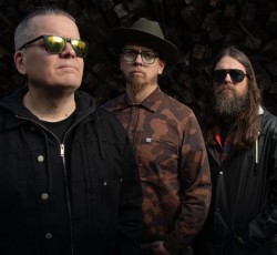 Monolord: «Οι άνθρωποι διψούν για μουσική με ουσία, κάτι που το AI ποτέ δε θα καλύψει» 