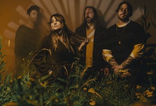 Slow Crush: «Αν η μουσική δεν φαίνεται ειλικρινής, χάνει το νόημά της»
