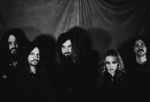 Uncle Acid: «Θέλαμε τον εξοπλισμό που χρησιμοποιούσαν οι Pink Floyd και οι Beatles»