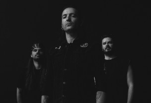 Villagers Of Ioannina City: «Όποιος το παίζει rock star σήμερα είναι μια καρικατούρα»