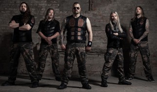 Sabaton: «Αν υπογράψεις μια κακή συμφωνία, φρόντισε έστω να μην είναι για πολύ»