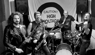 Wildhunt: «Η μουσική καθοδηγείται ολοένα και περισσότερο από το κέρδος»