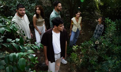 Eli & The Portraits: «Η απώλεια είναι τόσο ισχυρό συμβάν, που μπορεί να γεννήσει δημιουργία»