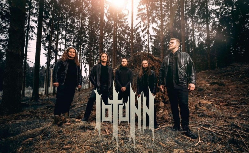 Iotunn: «Άλλο να φτάσεις με το δικό σου καράβι στο λιμάνι κι άλλο να βγεις σωστά στη στεριά»