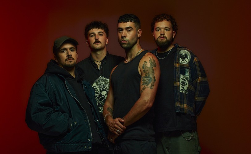 Maruja: «Όσο παραμένουμε διχασμένοι, όλοι μαζί καταρρέουμε»