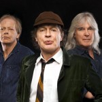 Επτά χιλιάδες οπαδοί των AC/DC δεν θέλουν να δουν τον Axl