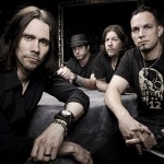 Οι Alter Bridge προσεγγίζουν επιζώντα πυροβολισμών…