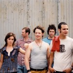 H Feist επανασυνδέεται με τους Broken Social Scene για την κυκλοφορία νέου δίσκου