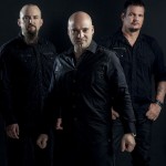 Jacoby Shaddix των Papa Roach και Disturbed διασκευάζουν "Killing In The Name"