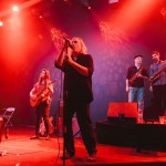 Ο νέος δίσκος του Γιάννη Αγγελάκα και των 100ºC