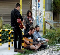 Οι All Them Witches στις γραμμές του τρένου