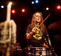 Έφυγε από τη ζωή ο Andrew Loomis, ντράμερ των Dead Moon 