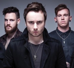 Έτσι ακούγεται η μπάντα του γιου του Bruce Dickinson 