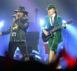 Τέλος η περιοδεία των Axl/DC: Αυτά είναι όλα τα τραγούδια που έπαιξαν 