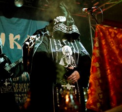 Δείτε ολόκληρη την εμφάνιση των Batushka στο Κύτταρο 