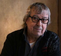 Με καρκίνο διαγνώστηκε ο Bill Wyman