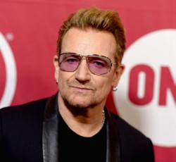 Ο Bono είναι... μία από τις «Γυναίκες της Χρονιάς» 