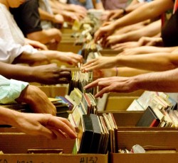 Το βινύλιο ξεπερνάει το downloading!