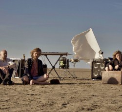 Οι Camera σε mini ελληνική περιοδεία 