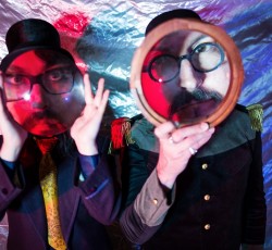 Γνωρίστε το νέο εκκεντρικό πρότζεκτ του Sean Lennon  