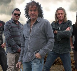 Οι Dare έρχονται στην Αθήνα τον Φεβρουάριο 