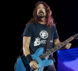Oι Foo Fighters επέστρεψαν στη σκηνή 