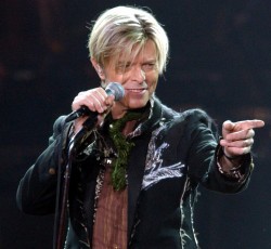 Ο David Bowie ψηφίστηκε κορυφαίος μουσικός του Ηνωμένου Βασιλείου