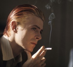 Στο φως ακυκλοφόρητο demo του David Bowie – Ακούστε το!