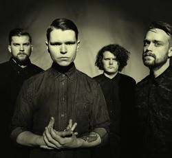 Ακούστε σε πρώτη μετάδοση ένα νέο τραγούδι από τους Dreamarcher 