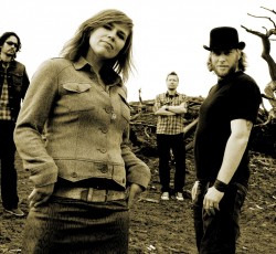 Βίντεο από την ελληνική περιοδεία των Drive By Wire 