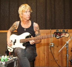 Ντοκιμαντέρ για την ζωή του Duff McKagan 