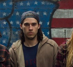 Oι Elder τον Μάιο στην Αθήνα 