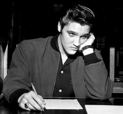 Η ζωή του Elvis σε πρώτο πλάνο